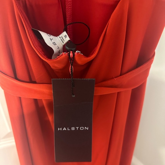 HALSTON RED SLEEVELESS OPEN-BACK MATTE JERSEY GOWN SIZE 16 - Picture 4 of 10